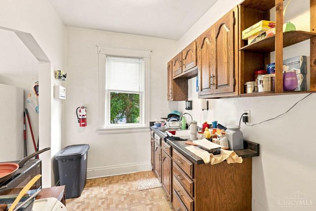 663 Elliott Avenue, Arlington Heights, OH 45215