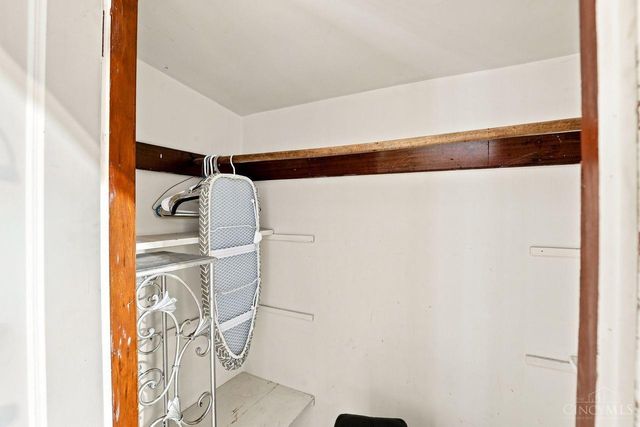663 Elliott Avenue, Arlington Heights, OH 45215