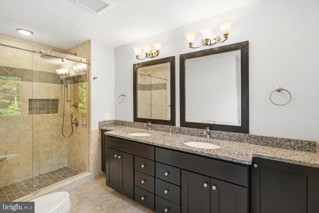 7860 LAKES END CT, La Plata, MD 20646