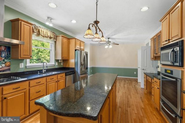 7860 LAKES END CT, La Plata, MD 20646
