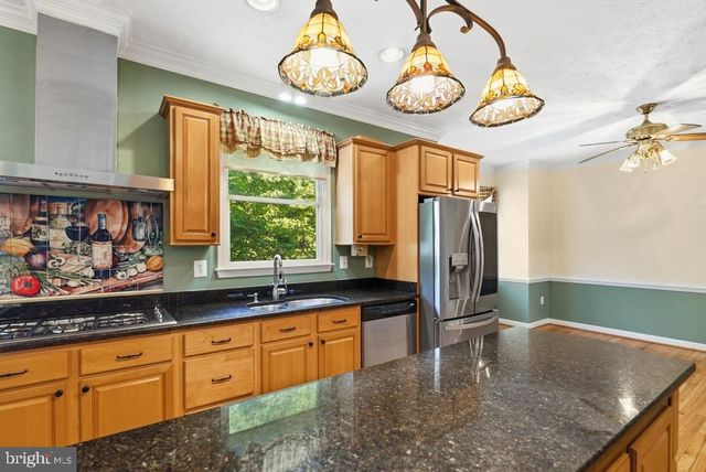 7860 LAKES END CT, La Plata, MD 20646