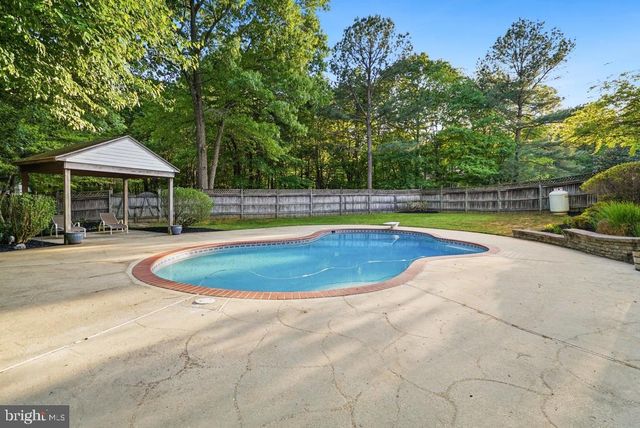 7860 LAKES END CT, La Plata, MD 20646