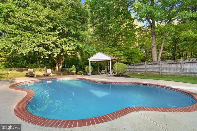 7860 LAKES END CT, La Plata, MD 20646