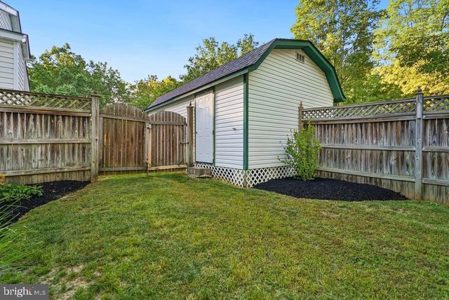 7860 LAKES END CT, La Plata, MD 20646