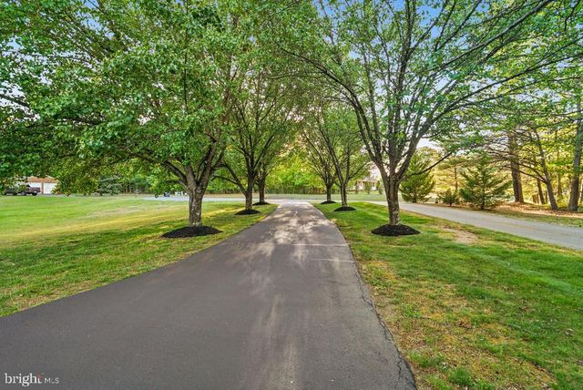 7860 LAKES END CT, La Plata, MD 20646