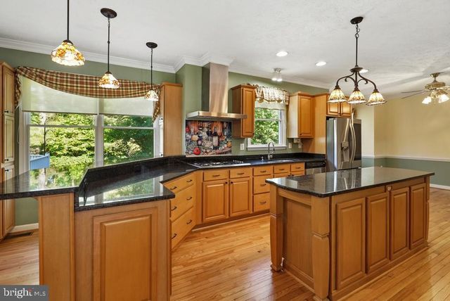 7860 LAKES END CT, La Plata, MD 20646