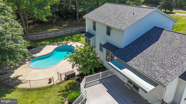 7860 LAKES END CT, La Plata, MD 20646