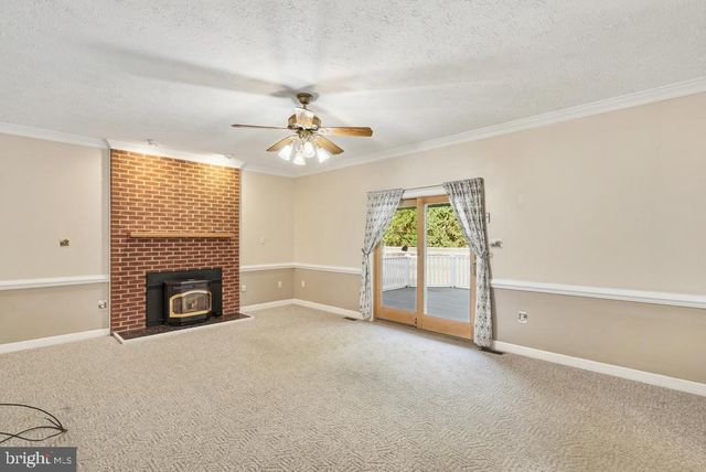 7860 LAKES END CT, La Plata, MD 20646