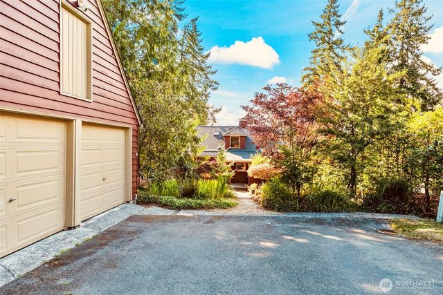 3620 Forest Beach Drive NW, Gig Harbor, WA 98335