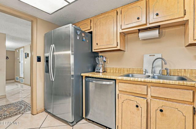 1707 RUSS RANDALL Street, El Paso, TX 79936