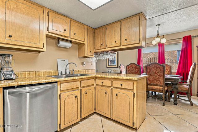 1707 RUSS RANDALL Street, El Paso, TX 79936