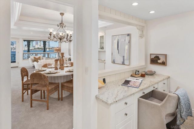 1099 1st 211, Coronado, CA 92118