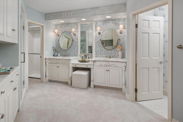 1099 1st 211, Coronado, CA 92118