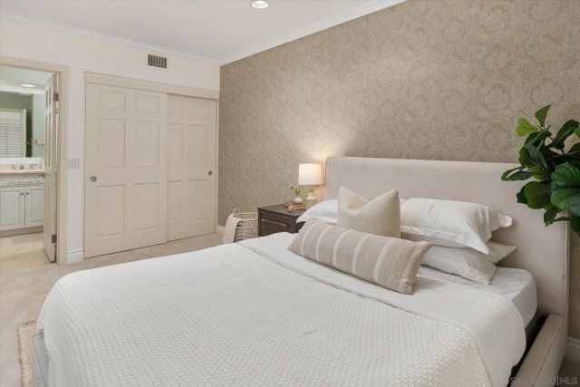 1099 1st 211, Coronado, CA 92118