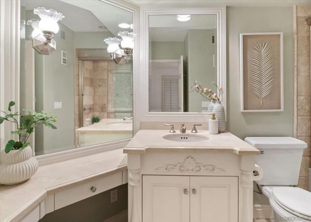 1099 1st 211, Coronado, CA 92118