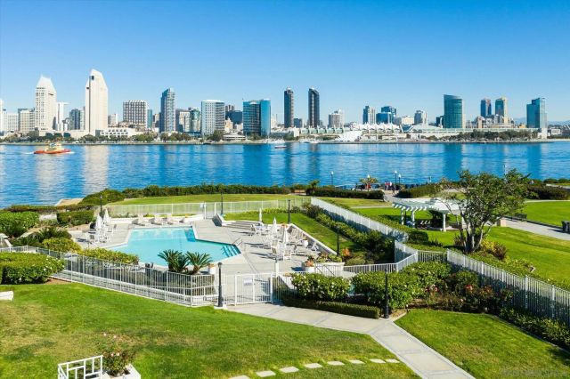 1099 1st 211, Coronado, CA 92118