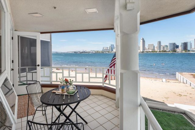 1099 1st 211, Coronado, CA 92118