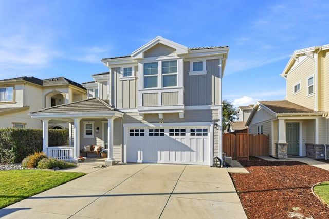 17725 Calle Mazatan, Morgan Hill, CA 95037