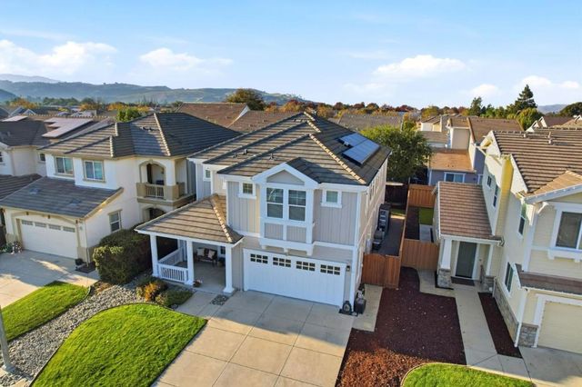 17725 Calle Mazatan, Morgan Hill, CA 95037