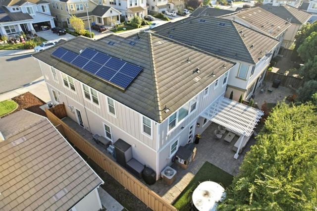 17725 Calle Mazatan, Morgan Hill, CA 95037