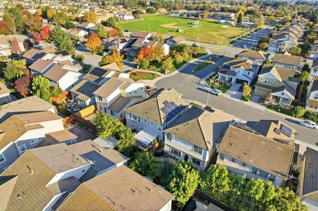 17725 Calle Mazatan, Morgan Hill, CA 95037