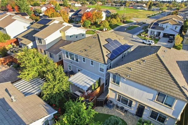 17725 Calle Mazatan, Morgan Hill, CA 95037