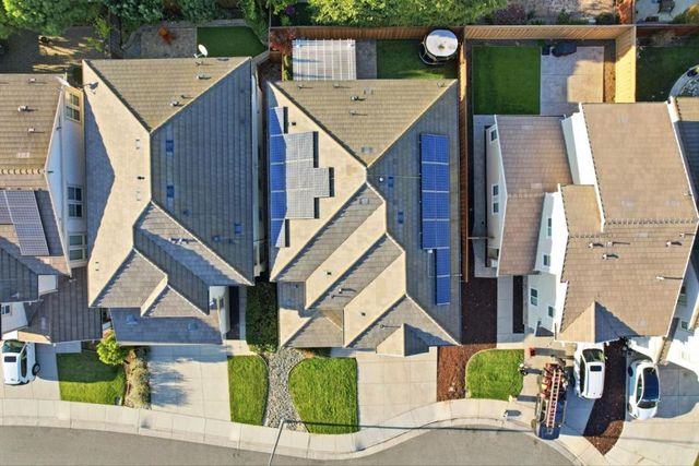 17725 Calle Mazatan, Morgan Hill, CA 95037