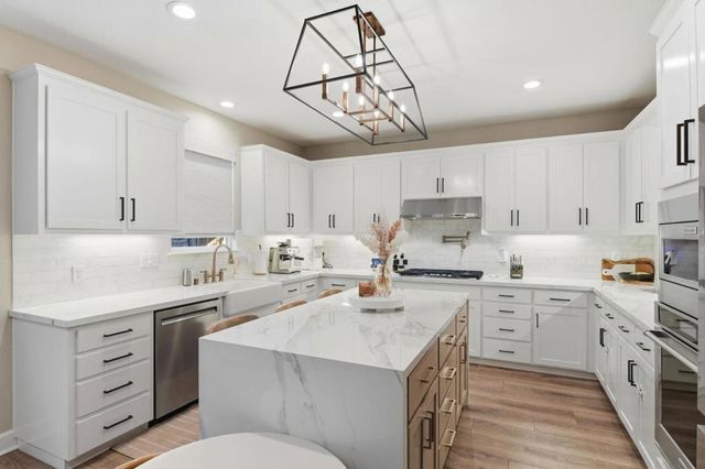 17725 Calle Mazatan, Morgan Hill, CA 95037