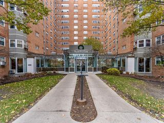 4960 N Marine Drive 616, Chicago, IL 60640