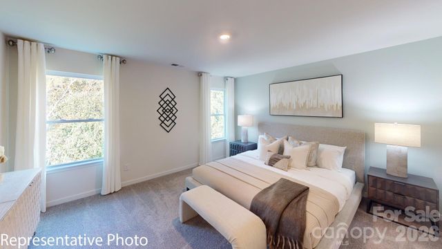 2107 10th Street SE, Hickory, NC 28602