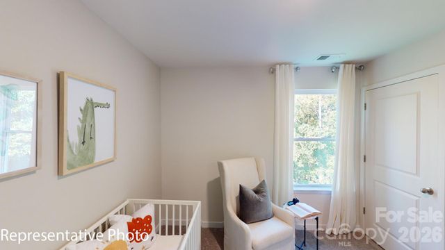 2107 10th Street SE, Hickory, NC 28602
