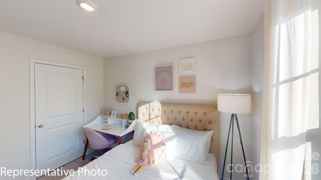 2107 10th Street SE, Hickory, NC 28602