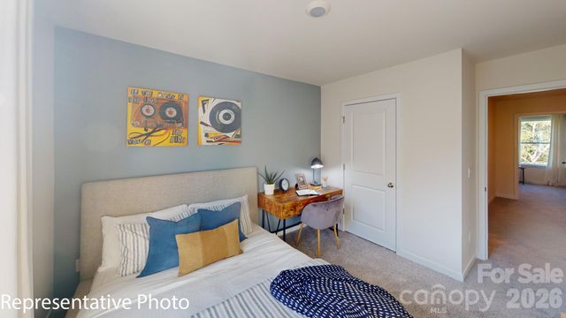2107 10th Street SE, Hickory, NC 28602