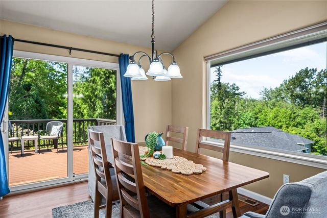 1405 Edwards Street, Bellingham, WA 98229