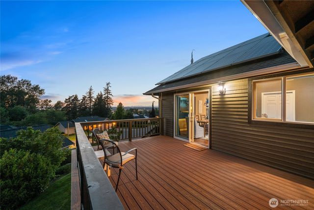 1405 Edwards Street, Bellingham, WA 98229