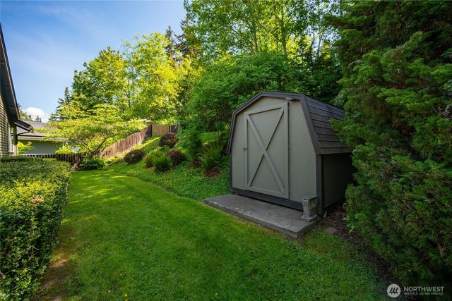 1405 Edwards Street, Bellingham, WA 98229