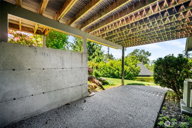 1405 Edwards Street, Bellingham, WA 98229