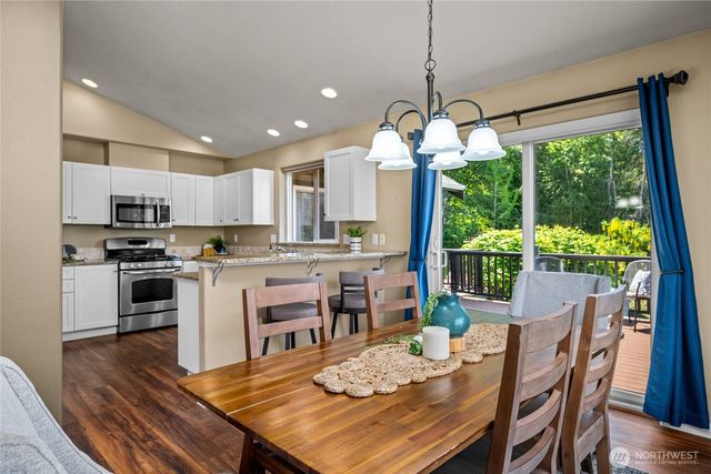 1405 Edwards Street, Bellingham, WA 98229