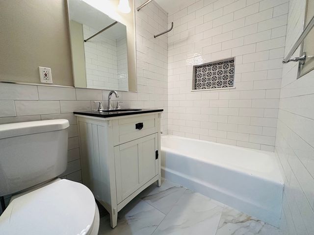 195 Independence Ave 143, Quincy, MA 02169