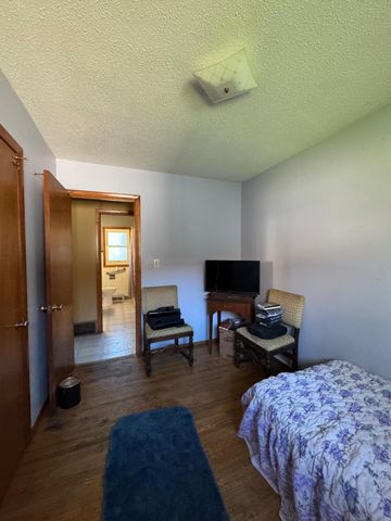 214 Division St., Sandstone, MN 55072