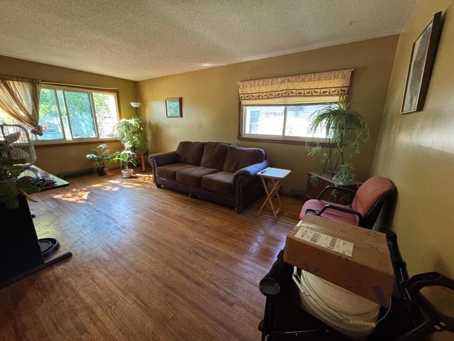 214 Division St., Sandstone, MN 55072