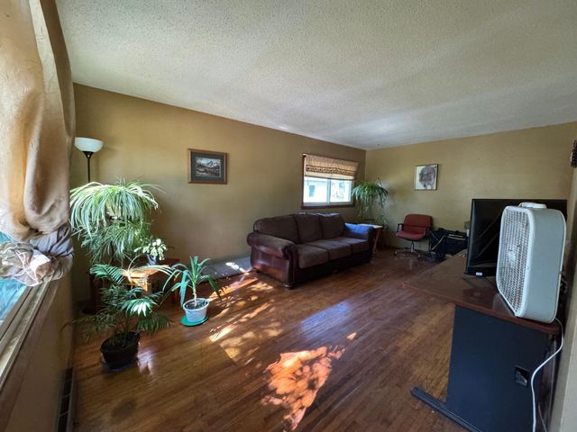 214 Division St., Sandstone, MN 55072