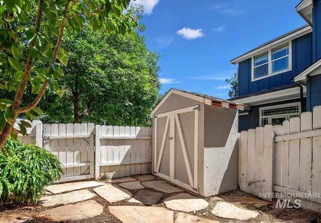 3207 W Bellomy Ln, Boise, ID 83703