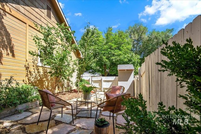 3207 W Bellomy Ln, Boise, ID 83703