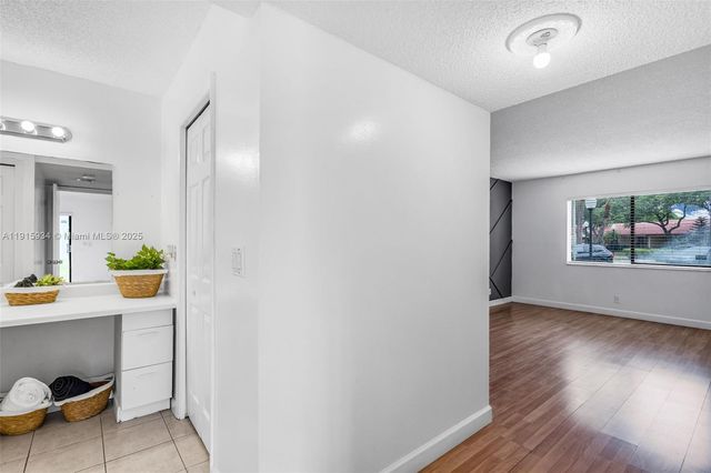 16193 Saddle Club Rd 102, Weston, FL 33326