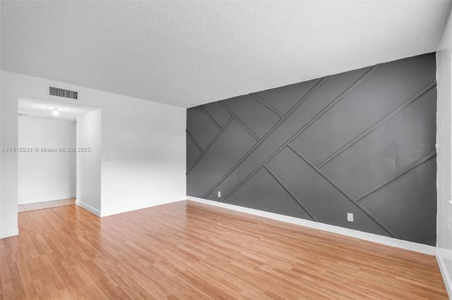 16193 Saddle Club Rd 102, Weston, FL 33326