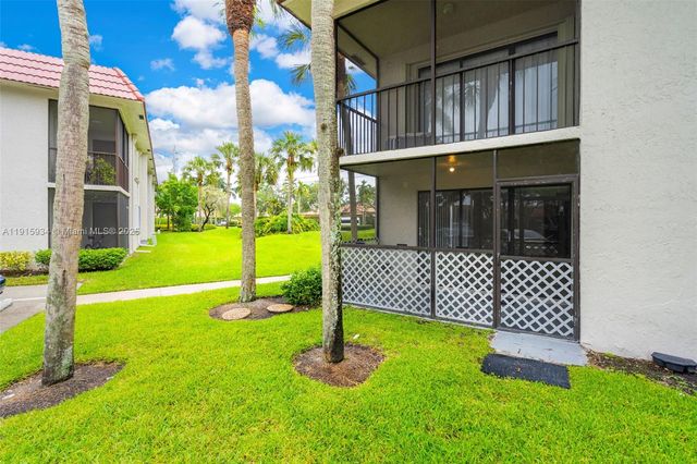 16193 Saddle Club Rd 102, Weston, FL 33326