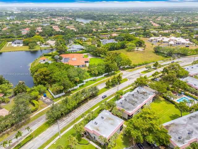 16193 Saddle Club Rd 102, Weston, FL 33326