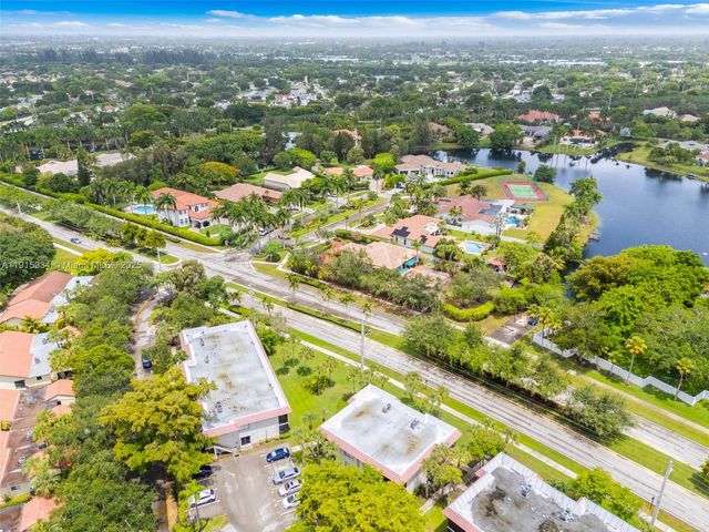 16193 Saddle Club Rd 102, Weston, FL 33326