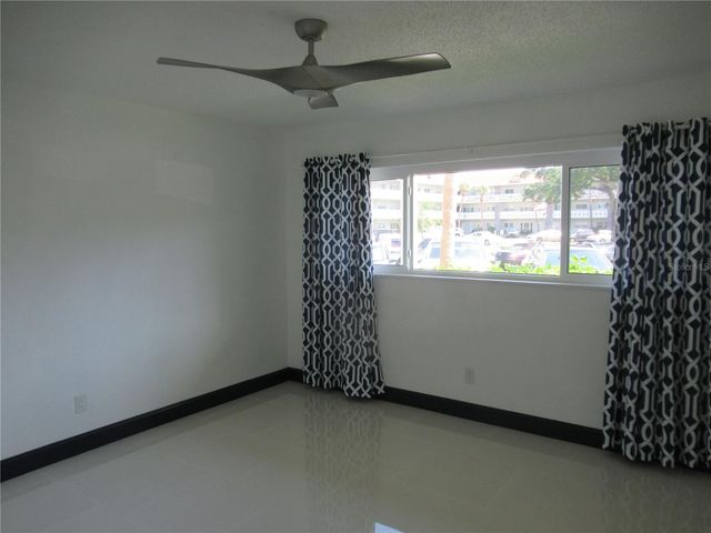 2449 COLUMBIA DR. 21, Clearwater, FL 33763